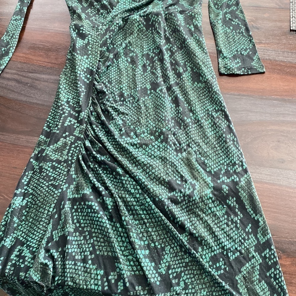 Atlein Green Snake Print Dress - Picture 4 of 10